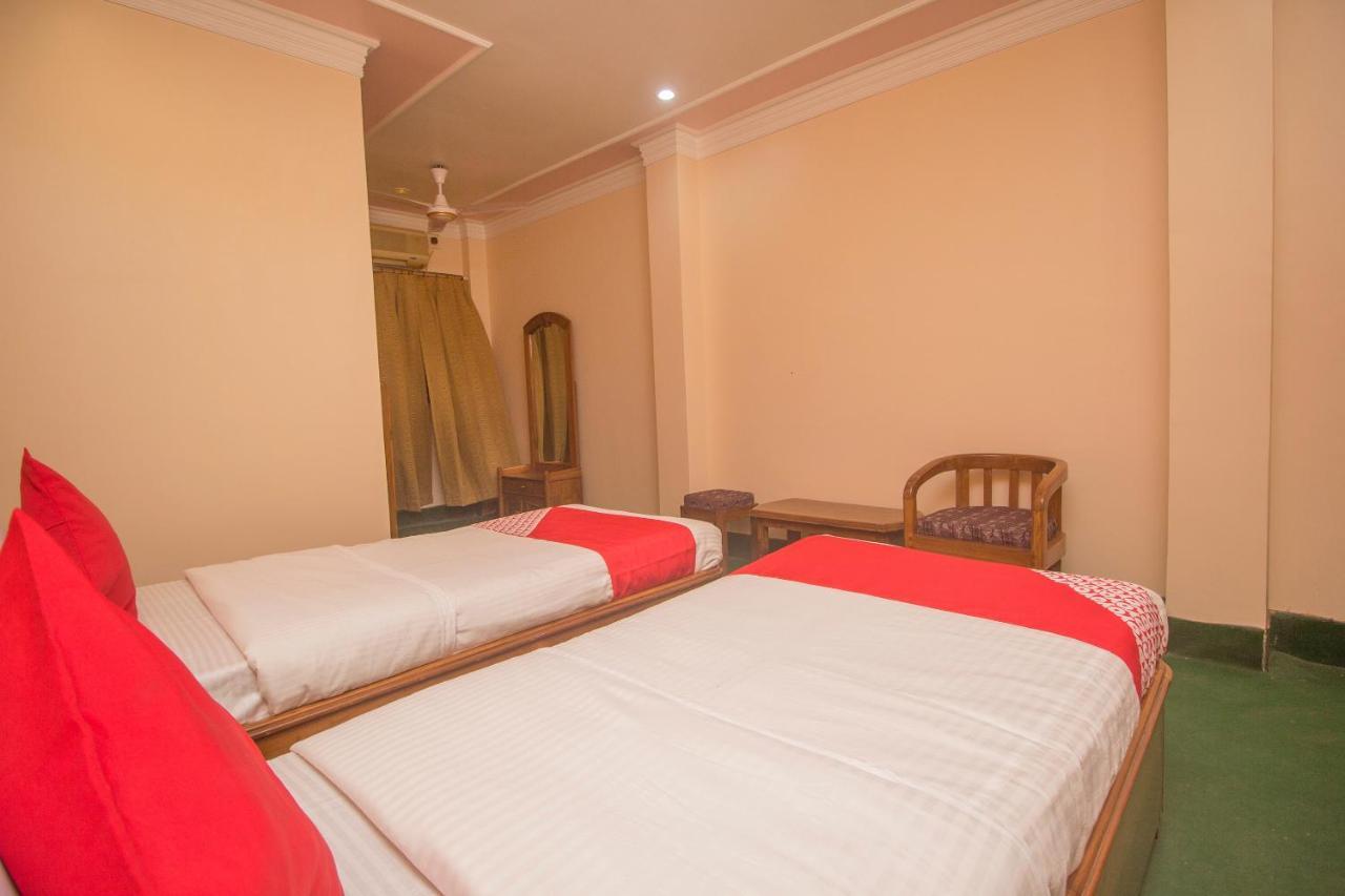 Oyo 48133 Hotel Payel Malda Ngoại thất bức ảnh