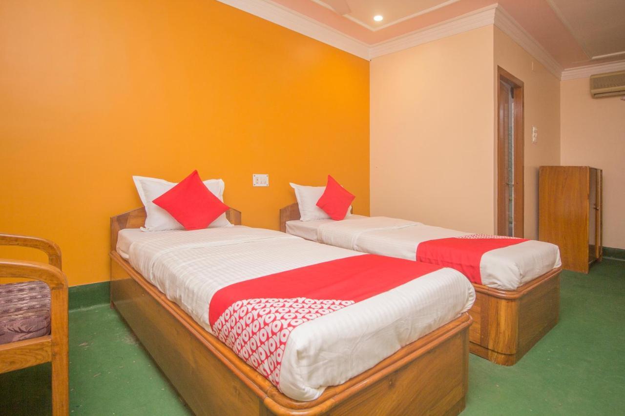 Oyo 48133 Hotel Payel Malda Ngoại thất bức ảnh